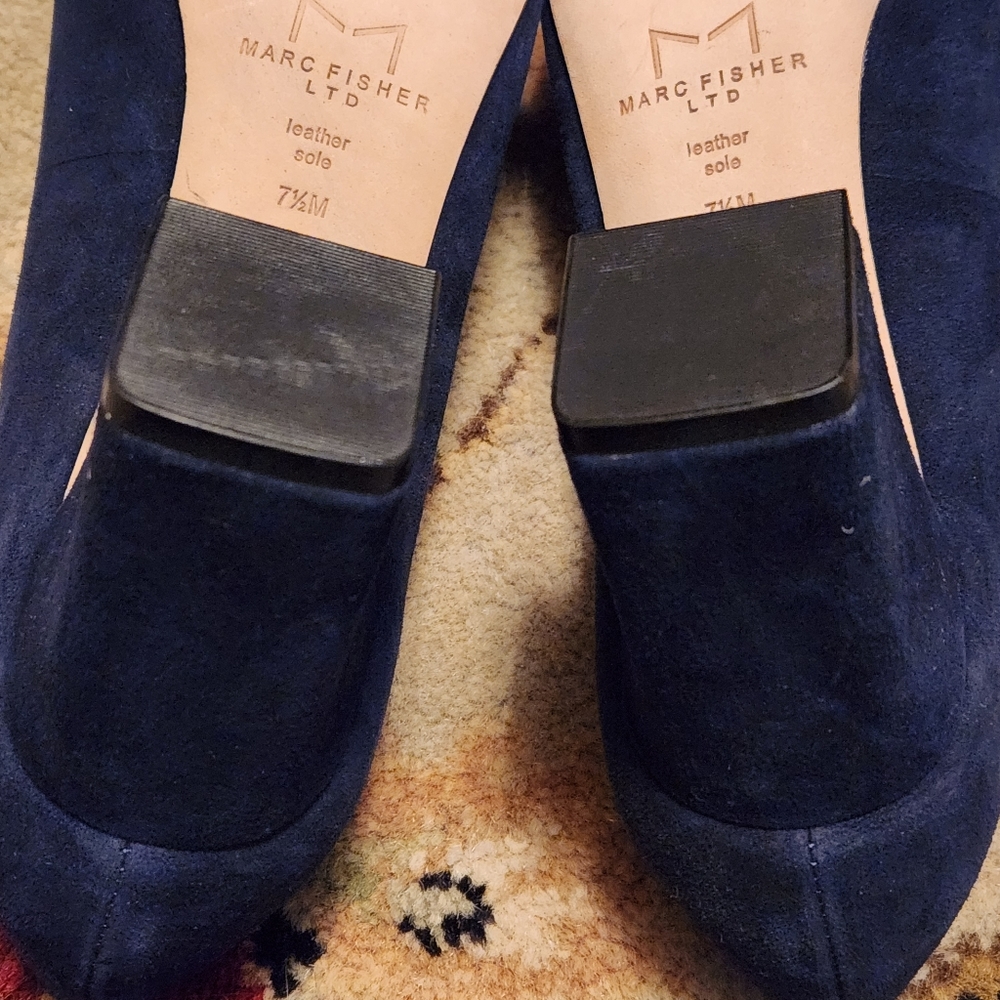 Marc Fisher Navy Suede Pointed-Toe Heels - Picture 8 of 9